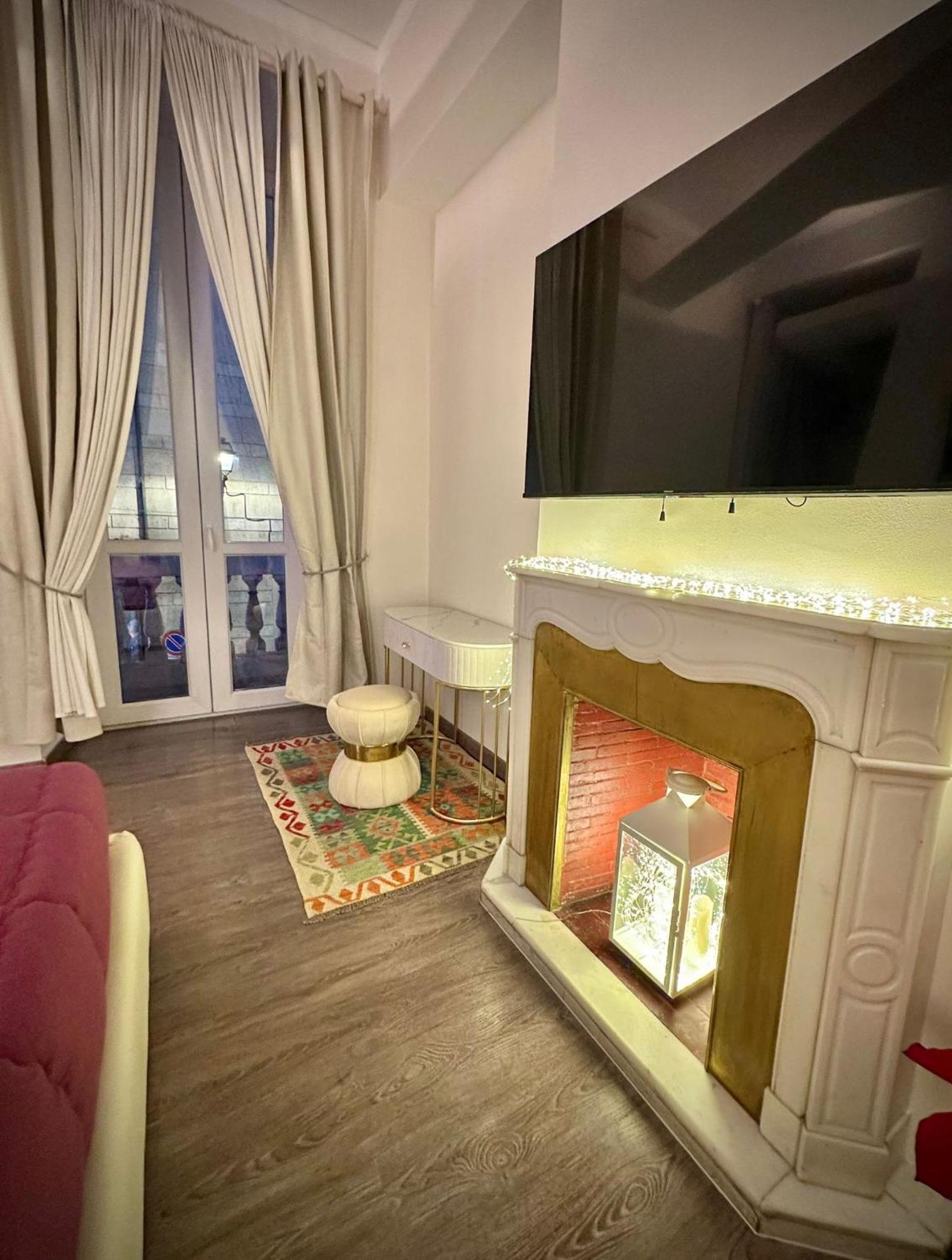 Romantic Dreams Sistina Guest House Buitenkant foto